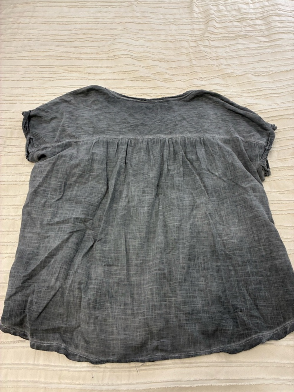 Pilcro Women's Gray Short-Sleeve Tee. Size small. Boho loose fit cotton - Picture 7 of 13
